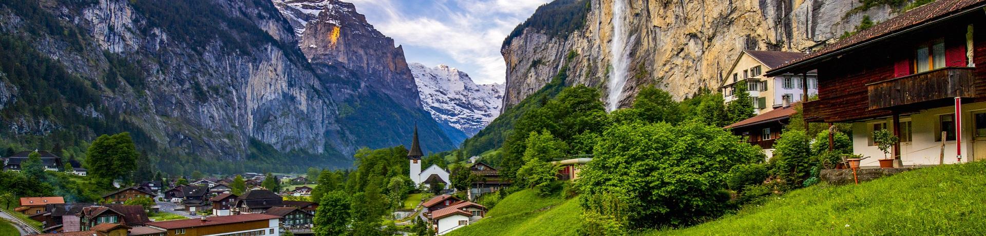 Lauterbrunnen Berg, Wasserfall, Dorf Lauterbrunnen