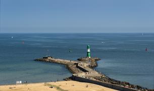 Warnemünde Meer, Leuchtturm Warnemünde