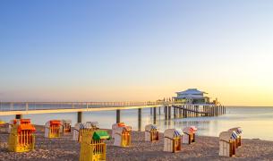 Strand, Strandkörbe, Seebrücke Timmendorfer Strand