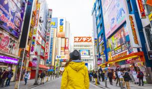 Tokio Frau, Stadt Tokio