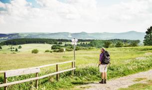Wanderer, Weg, Landschaft Hessen