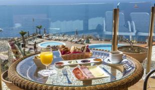 Serinity Amadores Apartments