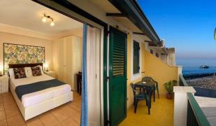 Casa Famiani Bed & Breakfast