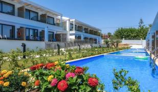 Cavo Orient Beach Hotel