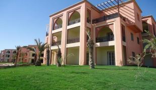 Lella Meriam Hotel & Club