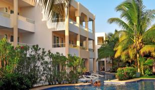 El Dorado Seaside Suites