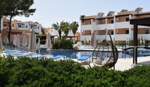 Matina Pefkos ApartHotel