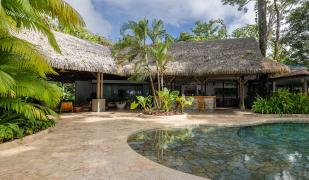 Arenas del Mar Beachfront & Rainforest Resort Arenas del Mar Beachfront & Rainforest Resort