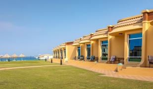 Royal Beach Hotel & Resort