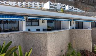 Apartamentos Amadores Beach
