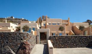 Voreina Gallery Suites