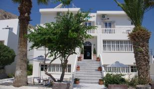 Kamari Blu Boutique Hotel