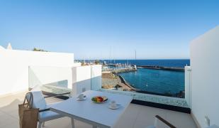 Royal Marina Suites Boutique Hotel