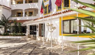 Clube do Lago Hotel & Apartamento