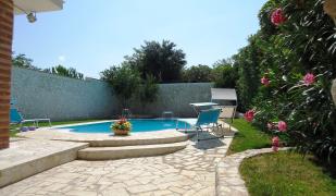 Bed and Breakfast Villa Dafne