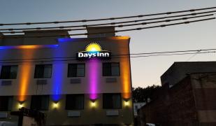 Days Inn by Wyndham Brooklyn Marine Park