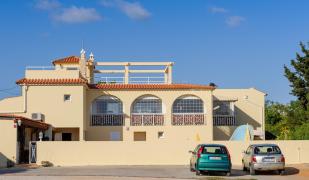 Villa Welwitshia Mirabilis