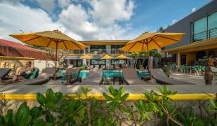 Kamala Beachfront Apartment