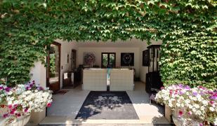 Maison Prestige Roberto Geissini