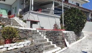 Akrogiali Apartments