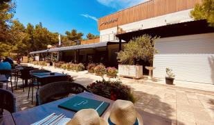 Zlatni Rat Beach Hotel