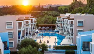 Eden Roc Resort Hotel