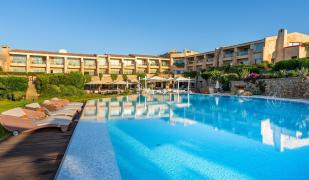 L'Ea Bianca Luxury Resort