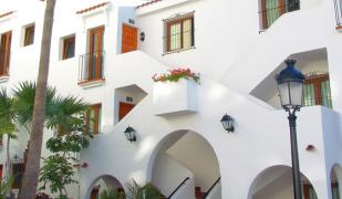 Ona Beverly Hills Suites