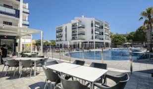 Pins Platja Apartments