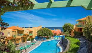 Apartamentos La Caleta