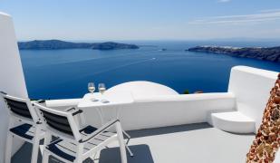 Abyssanto Suites & Spa