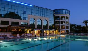 Brown Red Sea - Central Park