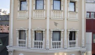 Laleli Blue Marmaray Hotel