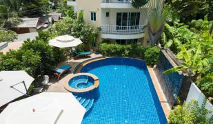 Chaweng Noi Residence