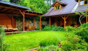 Happy House Apartments