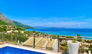 Luxury Villa Akti Barbati 2 with private pool by DadoVillas