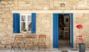 Ziv Boutique Apartments Town Square