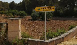 Cas rellotger country house