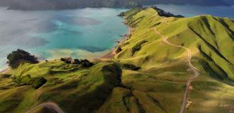 Küstenstraße Meer Berge