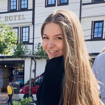 Octavia Hazel Hurst_Quadrat.JPG