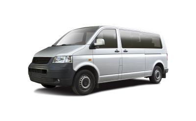 Grauer 7-Sitzer von vorne