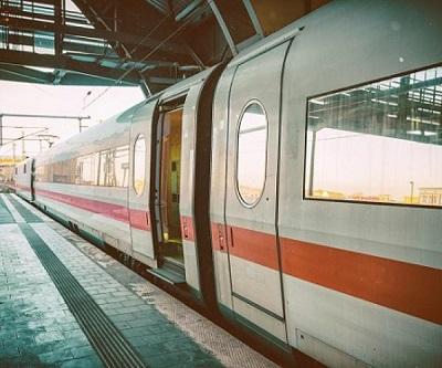 15909-deutsche-bahn-oekostrom