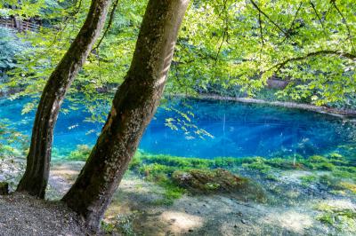 20024-blautopf_blaubeuren_gettyimages-1475378954