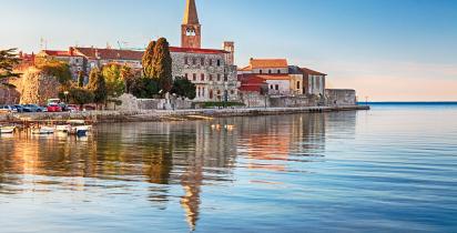 Altstadt, Meer, Kirchturm Porec