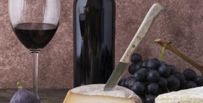 Frankreich: Essen Käse Wein