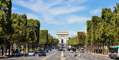 Frankreich: Paris Champs Elysees