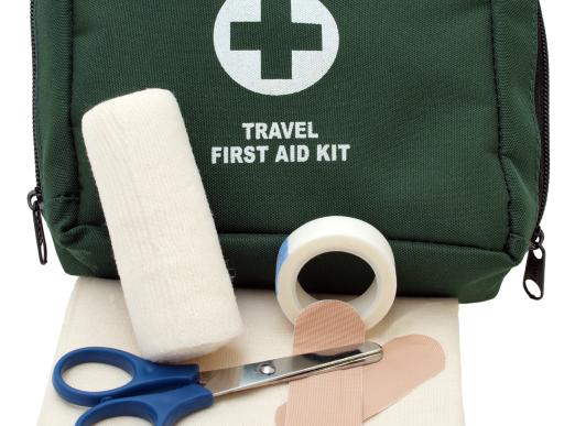 Erste Hilfe, Reiseapotheke