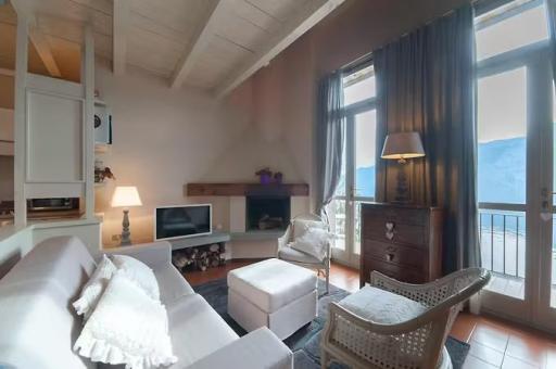 Das Nest on The Lake