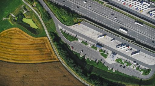 Autobahn, Rastplatz, Lkw