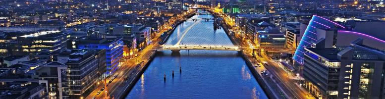 Grand Canal Dublin bei Nacht